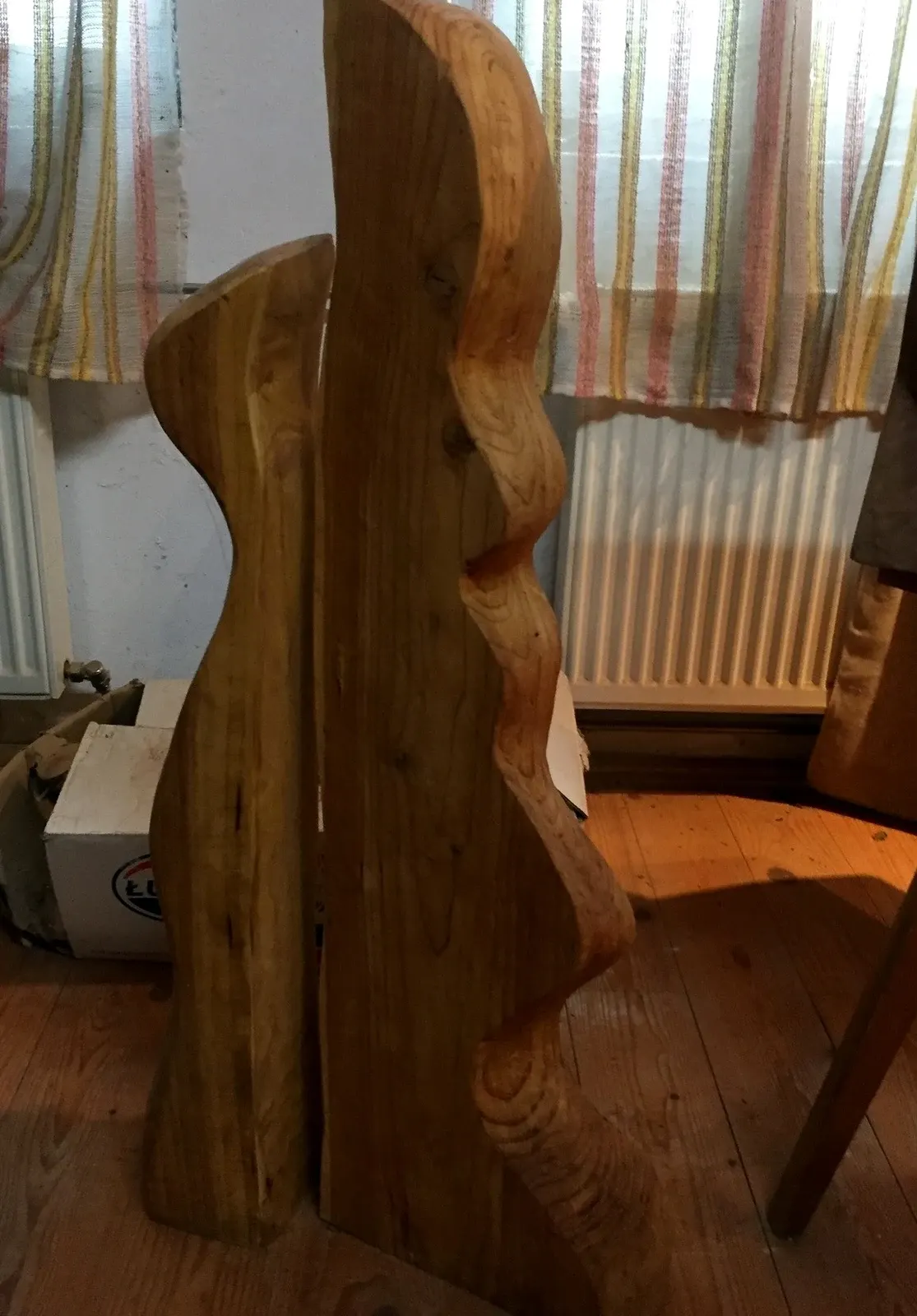 «Etiuda» (2011), legno — opera di Antonina Wysocka-Jonczak
